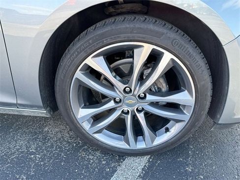 Used 2025 Chevrolet Malibu LT w/ LPO, Floor Liner Package image 10