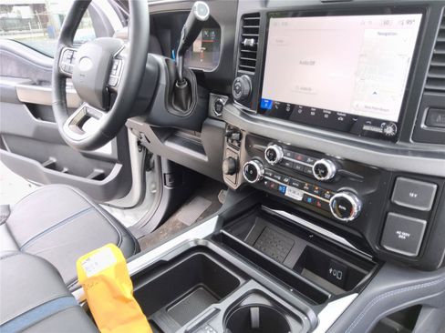 New 2026 Ford F350 Platinum w/ FX4 Off-Road Package AWD/4WD image 32