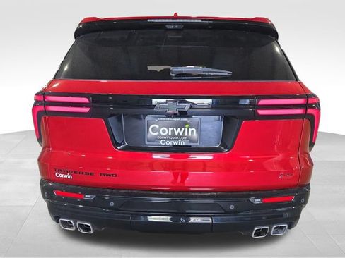 Used 2024 Chevrolet Traverse RS AWD/4WD image 11