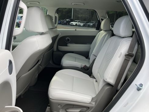 Used 2026 Hyundai Palisade SEL FWD image 33