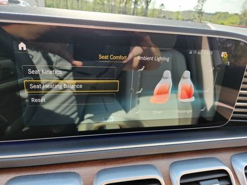 Used 2022 Mercedes-Benz GLE 350 4MATIC image 27