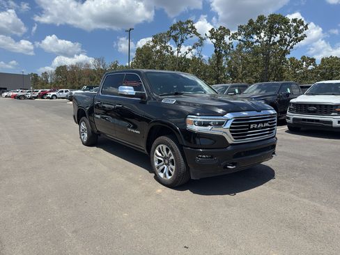 Used 2021 RAM 1500 Limited AWD/4WD image 3