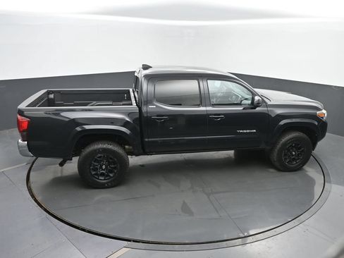 Used 2019 Toyota Tacoma SR5 RWD image 44