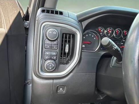 Used 2022 Chevrolet Silverado 1500 LT Trail Boss w/ Safety Package AWD/4WD image 21
