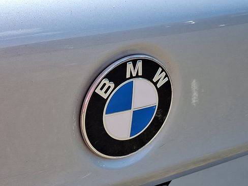 Used 2019 BMW 530i xDrive w/ Convenience Package AWD/4WD image 31