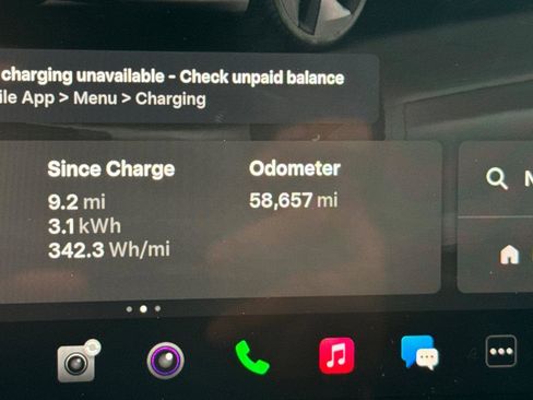 Used 2023 Tesla Model 3 Standard Range image 3