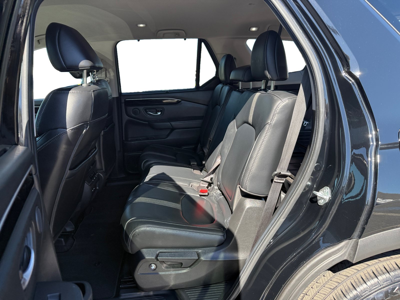 Used 2024 Honda Pilot EX-L image 16
