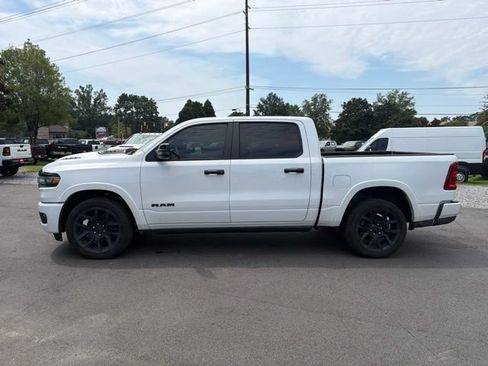Used 2025 RAM 1500 Laramie w/ Night Edition AWD/4WD image 7