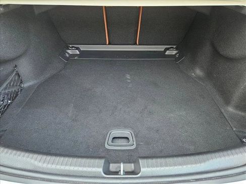 Used 2023 Mercedes-Benz C 300 4MATIC Sedan image 6