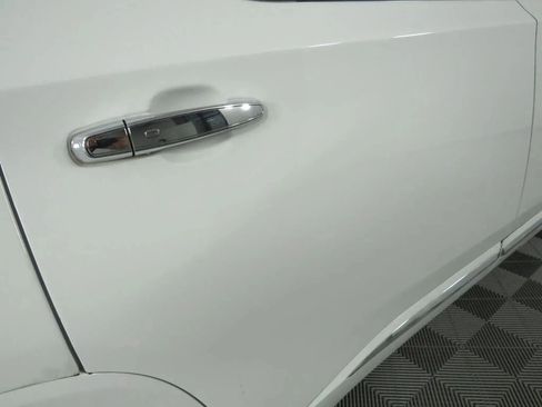 Used 2018 Chevrolet Traverse High Country image 36