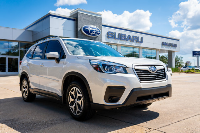 Used 2020 Subaru Forester Premium AWD/4WD image 1