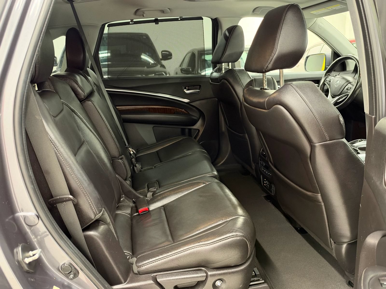 Used 2017 Acura MDX w/ Tech & Entertainment Pkg AWD/4WD image 24