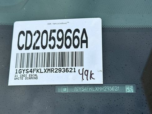 Used 2021 Cadillac Escalade Sport w/ Driver Assist Tech Package image 36