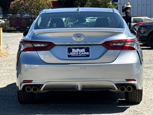 Used 2024 Toyota Camry XSE FWD image 5