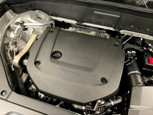 Used 2023 Volvo XC90 B6 Plus w/ Protection Package image 36