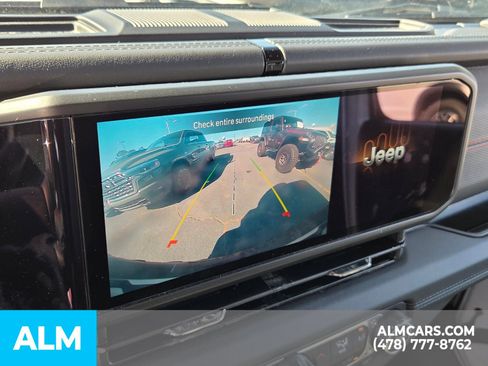 Used 2024 Jeep Wrangler Unlimited Rubicon image 22