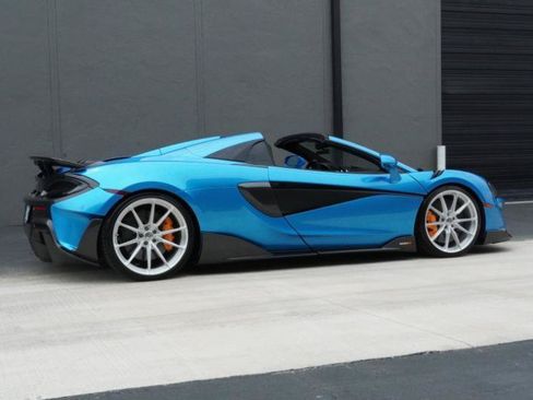 Used 2020 McLaren 600LT Spider RWD image 15