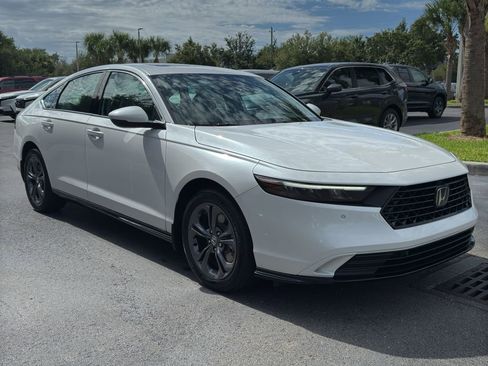 New 2025 Honda Accord EX-L image 1
