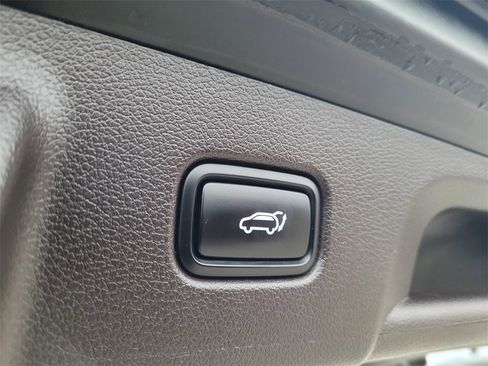 Used 2020 Hyundai Palisade Limited w/ Winter Weather Package image 30