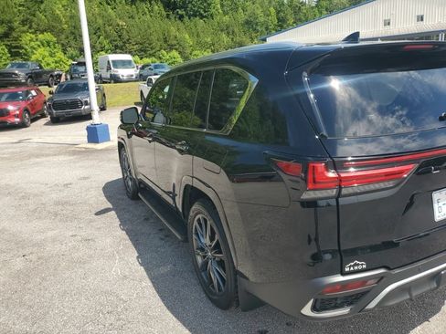 Used 2024 Lexus LX 600 F Sport AWD/4WD image 10