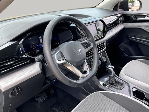 Used 2024 Volkswagen Taos S FWD image 17