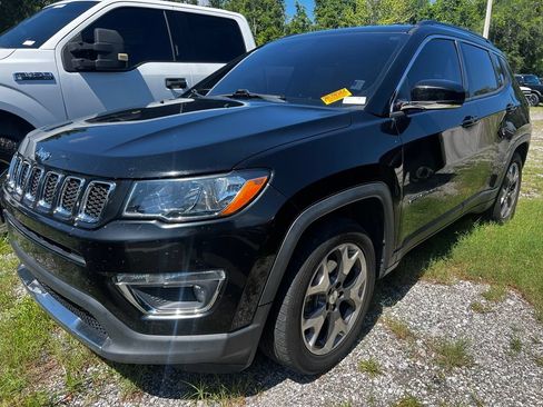 Used 2020 Jeep Compass Limited FWD image 2