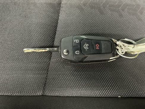 Used 2019 Ford F150 XLT w/ Equipment Group 302A Luxury AWD/4WD image 32