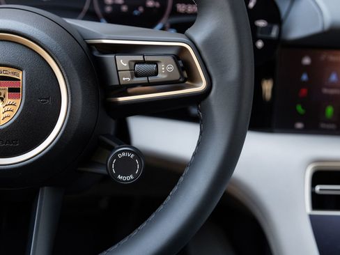 New 2026 Porsche Taycan 4S AWD/4WD image 16