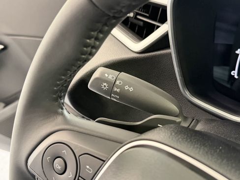 Used 2024 Toyota Corolla XSE FWD image 18