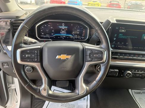 Used 2025 Chevrolet Silverado 3500 LT w/ Safety Package AWD/4WD image 18