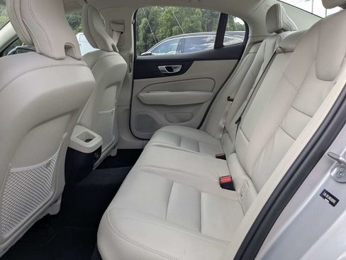 Used 2024 Volvo S60 B5 Plus FWD image 13