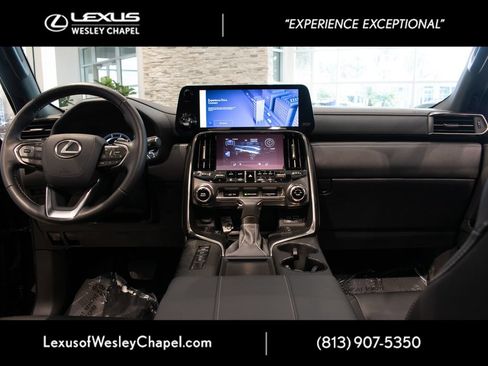 Used 2024 Lexus LX 600 4WD w/ Appearance Package image 21