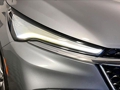 Used 2023 Buick Enclave Avenir image 28