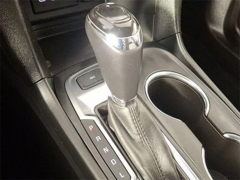 Used 2019 Chevrolet Equinox LT image 17