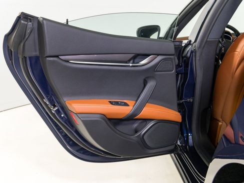 Used 2020 Maserati Ghibli S Q4 image 21