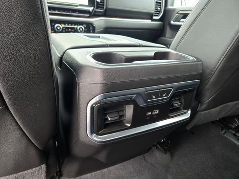 Used 2022 GMC Sierra 1500 SLT w/ SLT Convenience Package AWD/4WD image 27