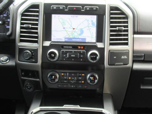 Used 2020 Ford F250 Platinum AWD/4WD image 13
