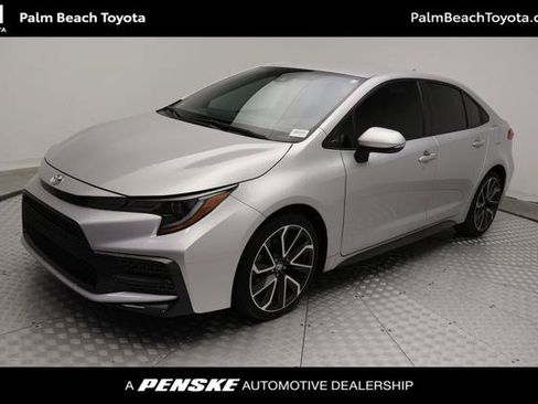 Certified 2022 Toyota Corolla SE FWD image 1