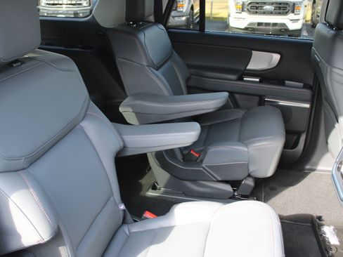 Used 2025 Ford Expedition Max Active image 18