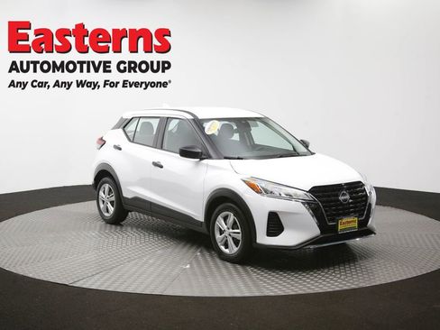 Used 2024 Nissan Kicks S FWD image 49