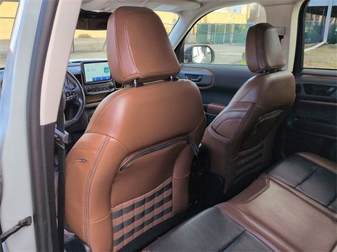 Used 2022 Ford Bronco Sport Badlands w/ Premium Package image 16