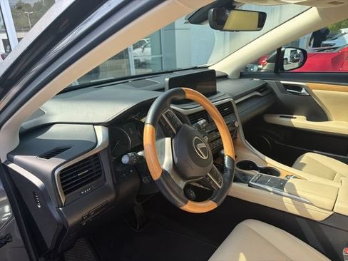 Used 2022 Lexus RX 350L FWD w/ Premium Package image 15
