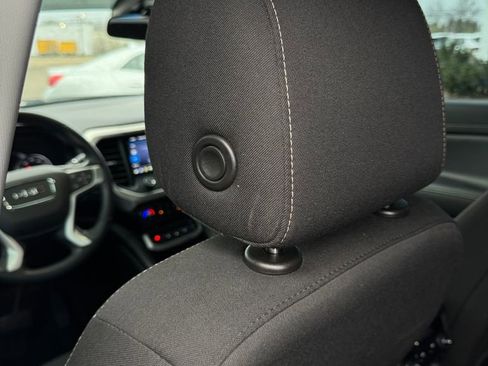 Used 2022 GMC Acadia SLE w/ Driver Convenience Package image 35