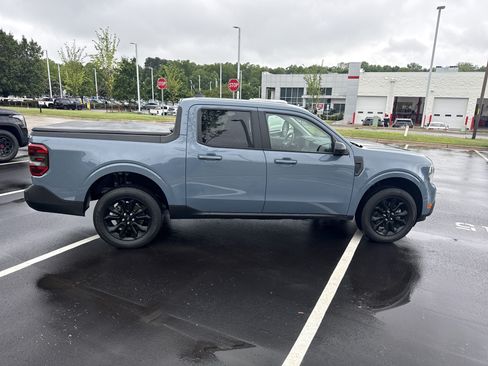 Used 2024 Ford Maverick Lariat w/ Black Appearance Package FWD image 11