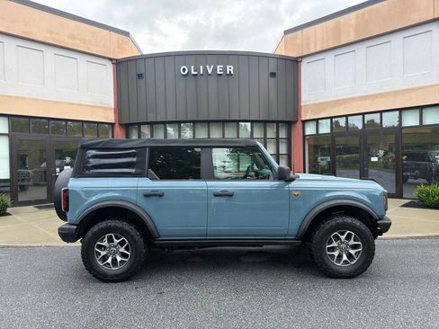 Used 2022 Ford Bronco Badlands AWD/4WD image 8