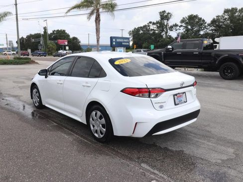 Used 2022 Toyota Corolla LE FWD image 8