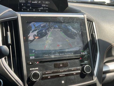 Used 2019 Subaru Crosstrek 2.0i Limited w/ Moonroof Package w/Navigation image 18