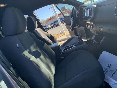 Certified 2016 Toyota Tacoma TRD Sport image 14