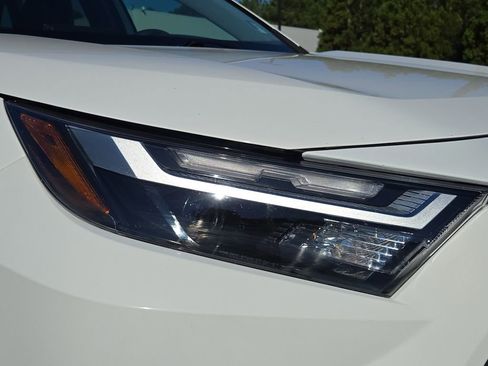 Used 2024 Toyota RAV4 XLE image 5