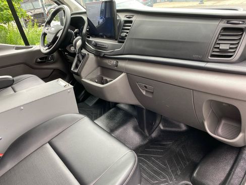 Used 2023 Ford Transit 250 Low Roof w/ Load Area Protection Package RWD image 18